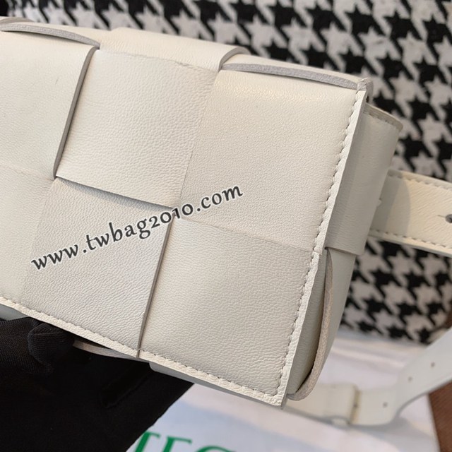 Bottega veneta高端女包 KF0015 寶緹嘉小羊皮手包腰包胸包斜挎包 BV經典款CAEESTTE腰包  gxz1196